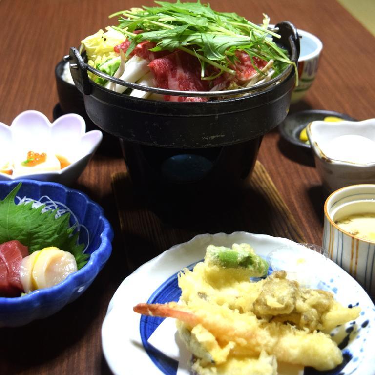Yamabe Hotel Tenri Екстериор снимка