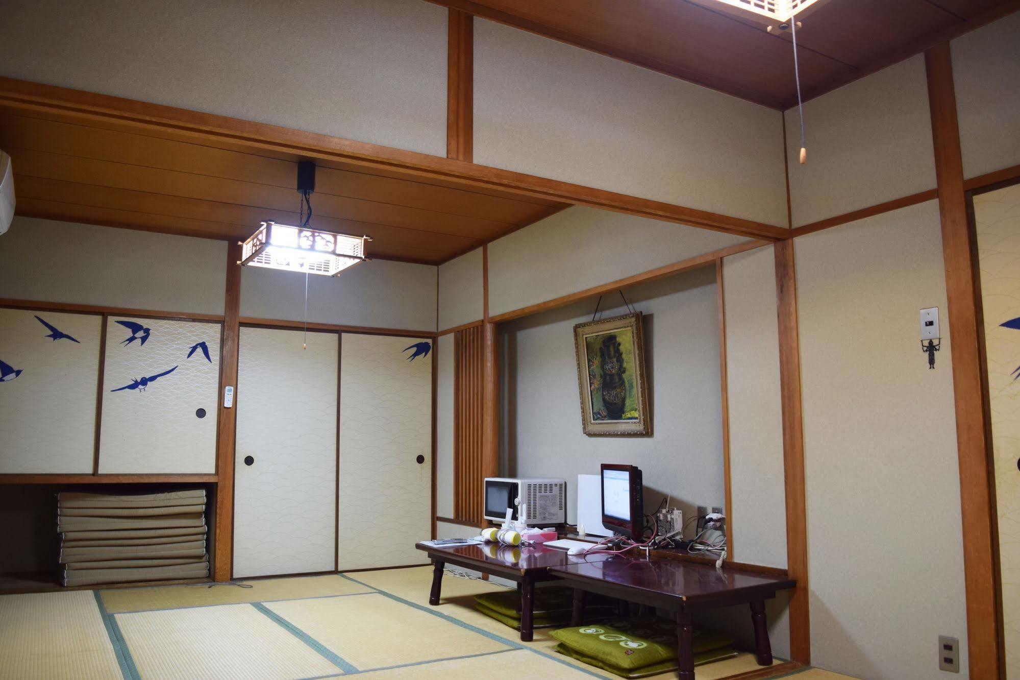 Yamabe Hotel Tenri Екстериор снимка