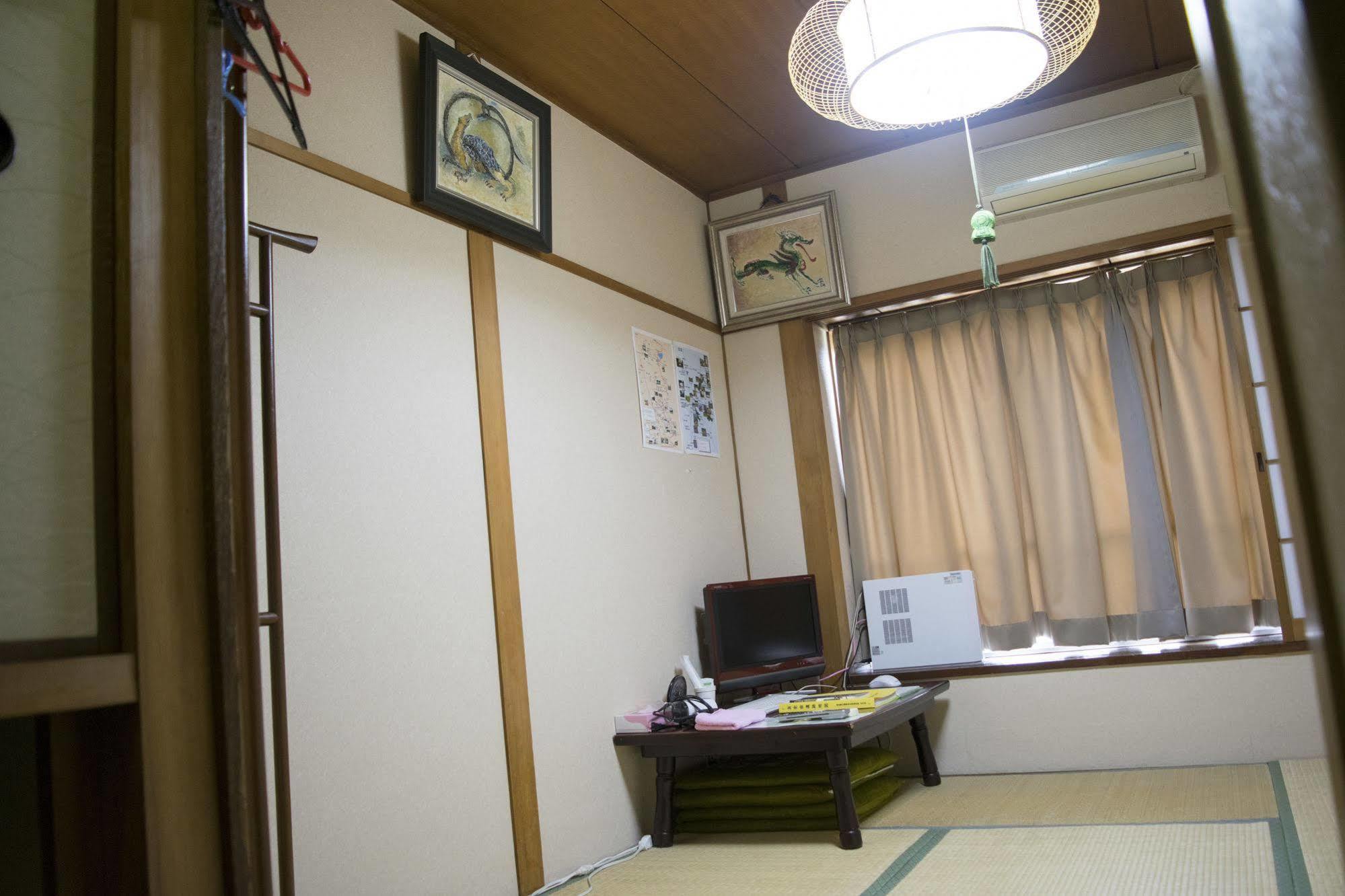 Yamabe Hotel Tenri Екстериор снимка